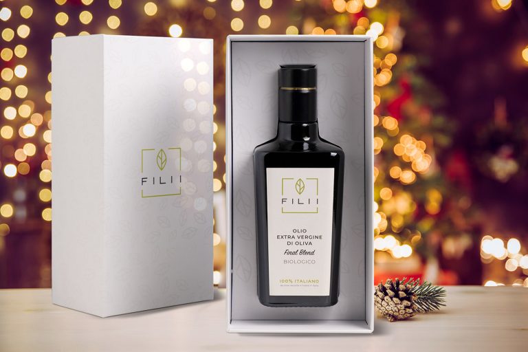 Scopri di più sull'articolo Il Regalo Perfetto per Natale: Tesori d’Olio e Coppia Gourmet